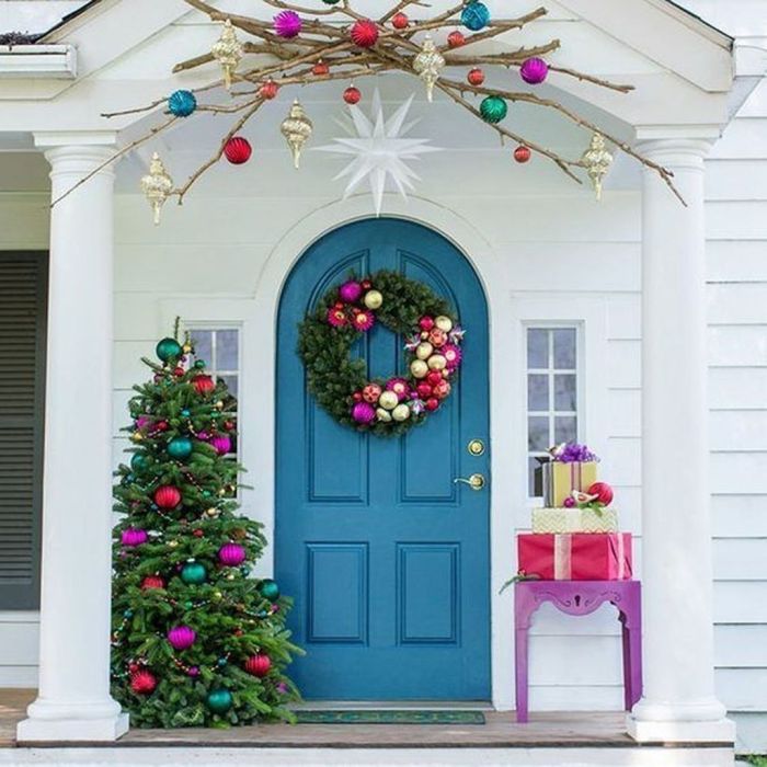 Front door christmas decoration ideas