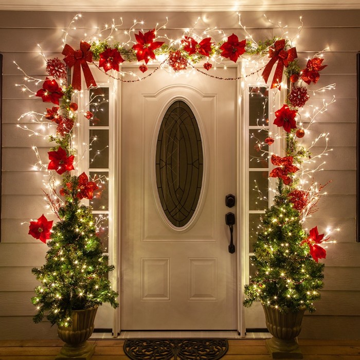 Front Door Christmas Decoration Ideas